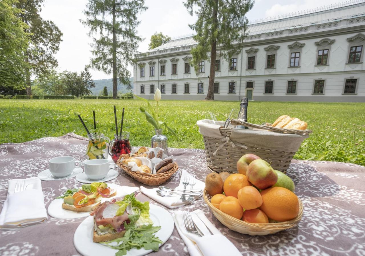 Hotel Gino Park Palace Považská Bystrica Exteriér fotografie