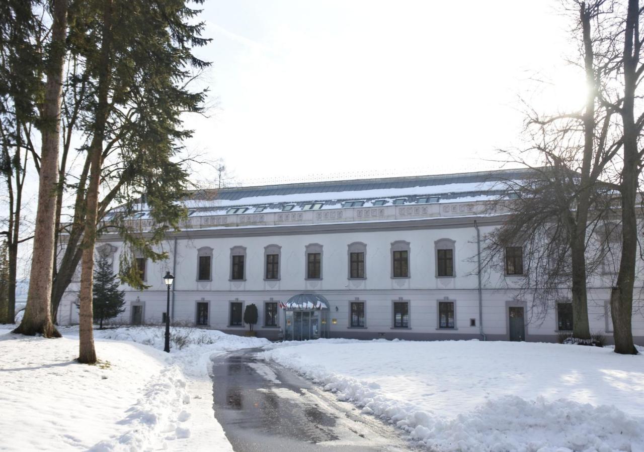 Hotel Gino Park Palace Považská Bystrica Exteriér fotografie